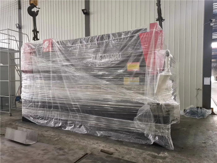 ����ۏ��C��r�����X