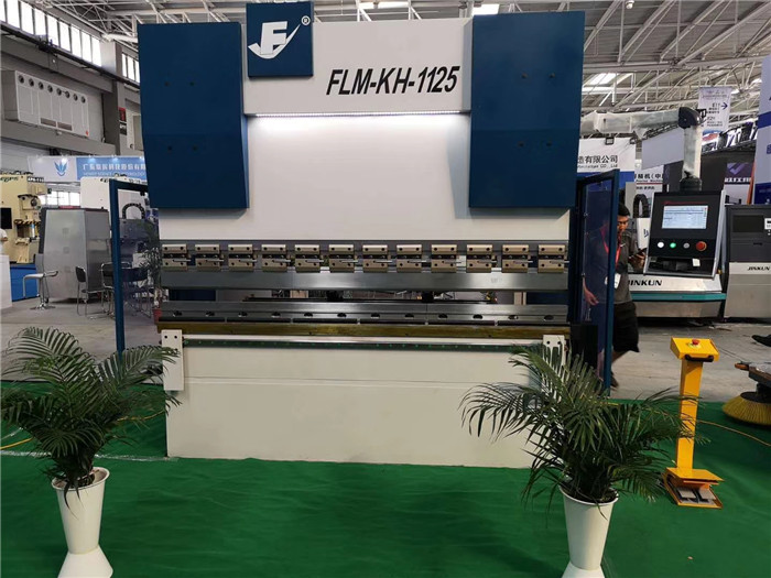 折彎機國內(nèi)名牌